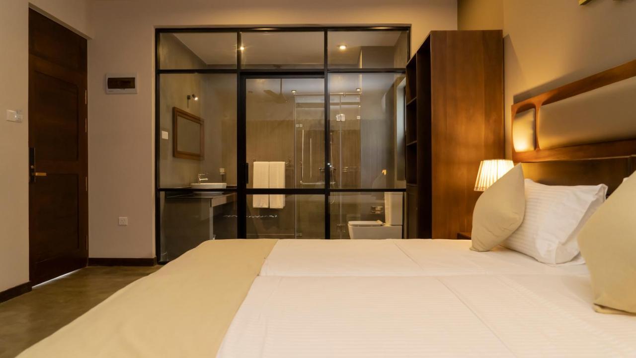 Woodgrove Cabanas Negombo Exterior photo