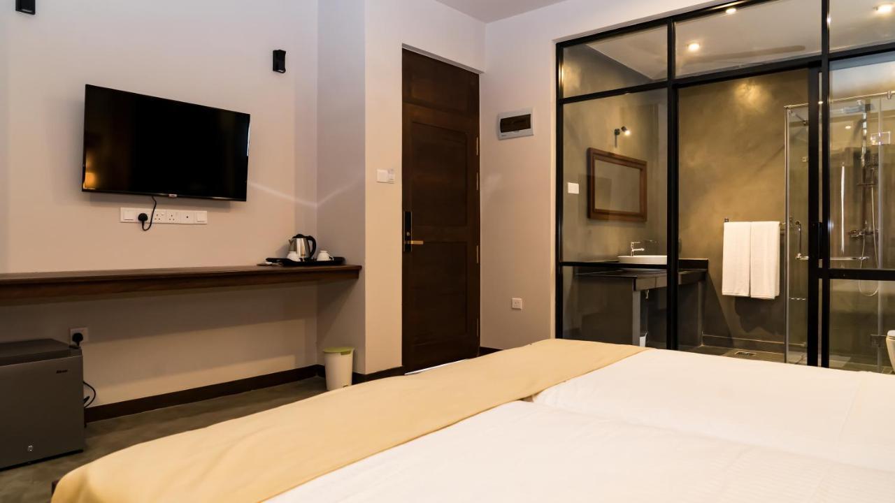 Woodgrove Cabanas Negombo Exterior photo