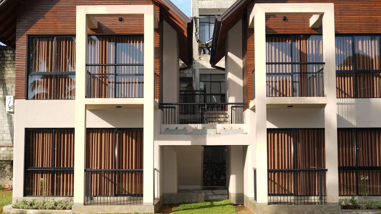 Woodgrove Cabanas Negombo Exterior photo